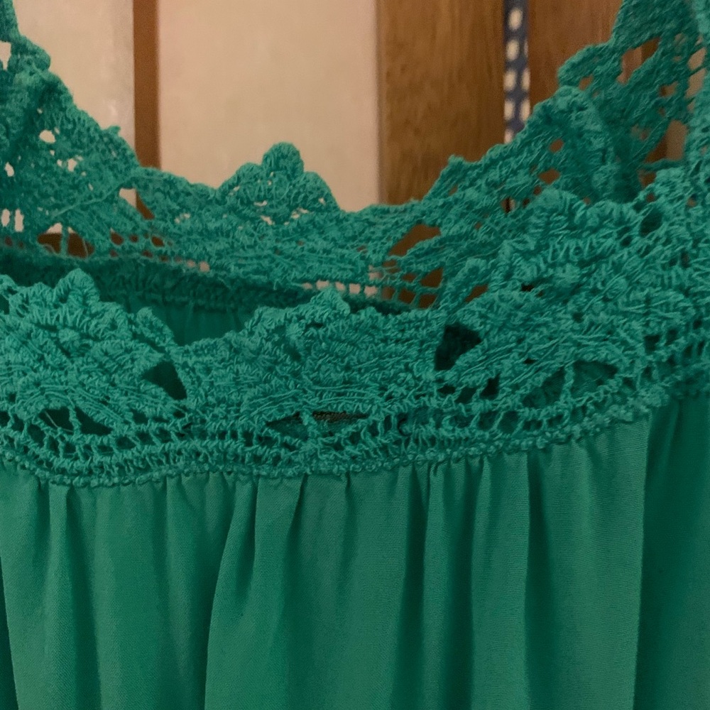 Spring/Summer top - Picture 3 of 4